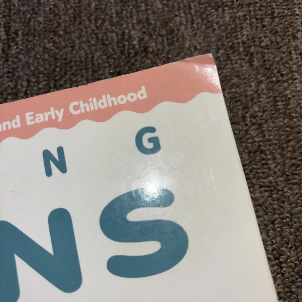 Having Twins : A Parent's Guide to Pregnancy, Birth and Early Childhood by...